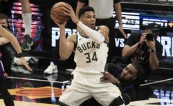 42 punkty Antetokounmpo nie wystarczyły. Bucks przegrali drugi raz