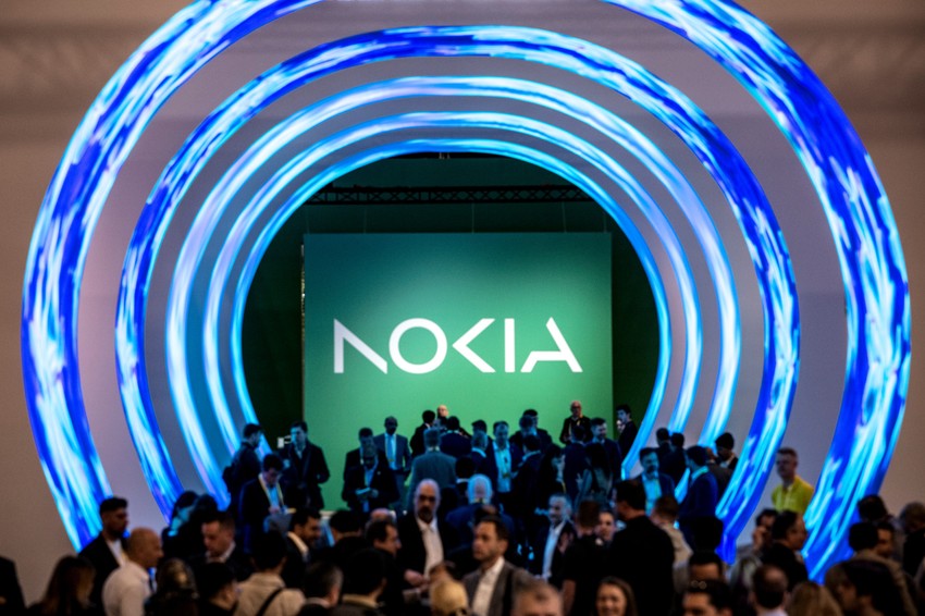 Prodaja najveće jedinice Nokije po prihodima, njenog poslovanja sa mobilnim mrežama, opala je 24%