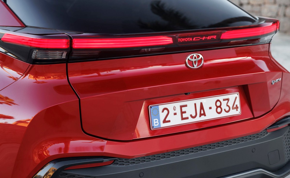 Toyota C-HR to najpopularniejszy w Polsce kompaktowy SUV