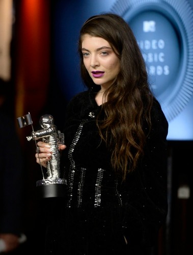 Rockowy teledysk roku: Lorde – 'Royals'