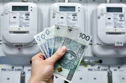 Ceny energii. Samorządy i przedsiębiorcy zapłacą mniej. Rząd zdecydował