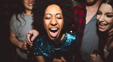 Are you an extrovert? 5 signs and personality traits