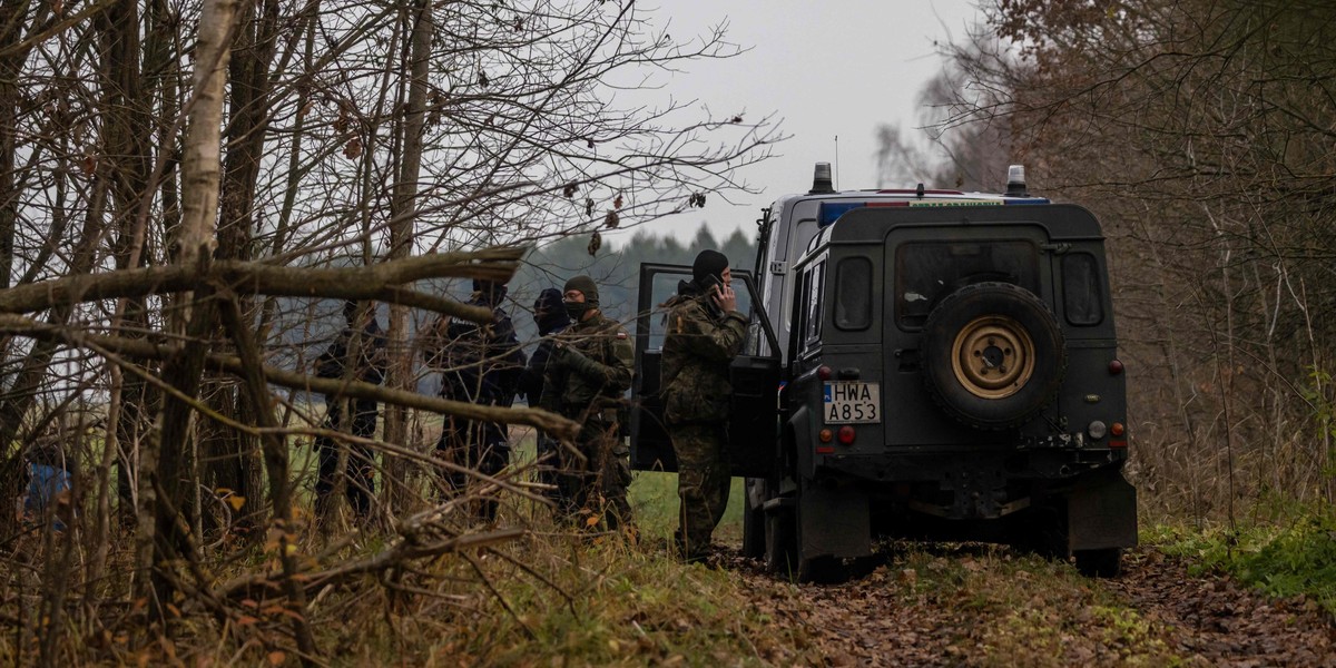 Makabryczne odkrycie pod Hajnówką. W lesie znaleziono ciało mężczyzny. Trwają poszukiwania zaginionej dziewczynki