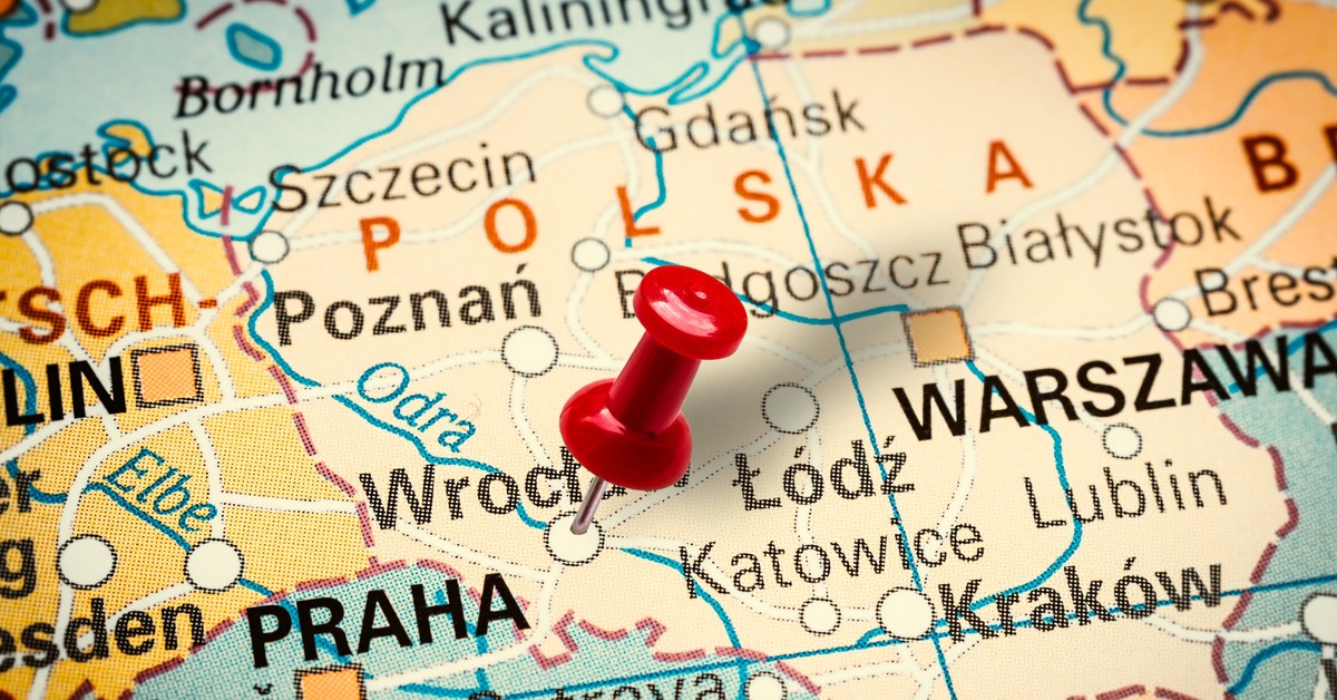 Młodzi Polacy, Czesi czy Rumuni – kto zarabia najwięcej, a kto wydaje najmniej?