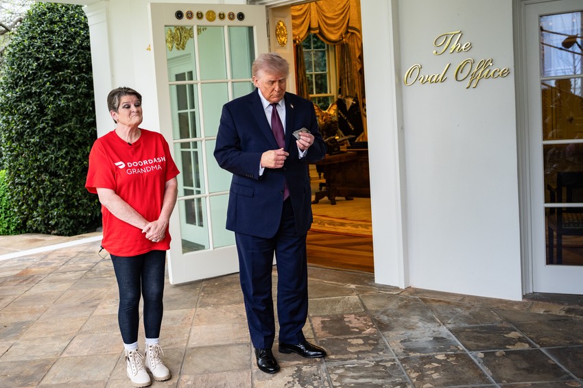 Donald Tramp  i Sharon Simmons 