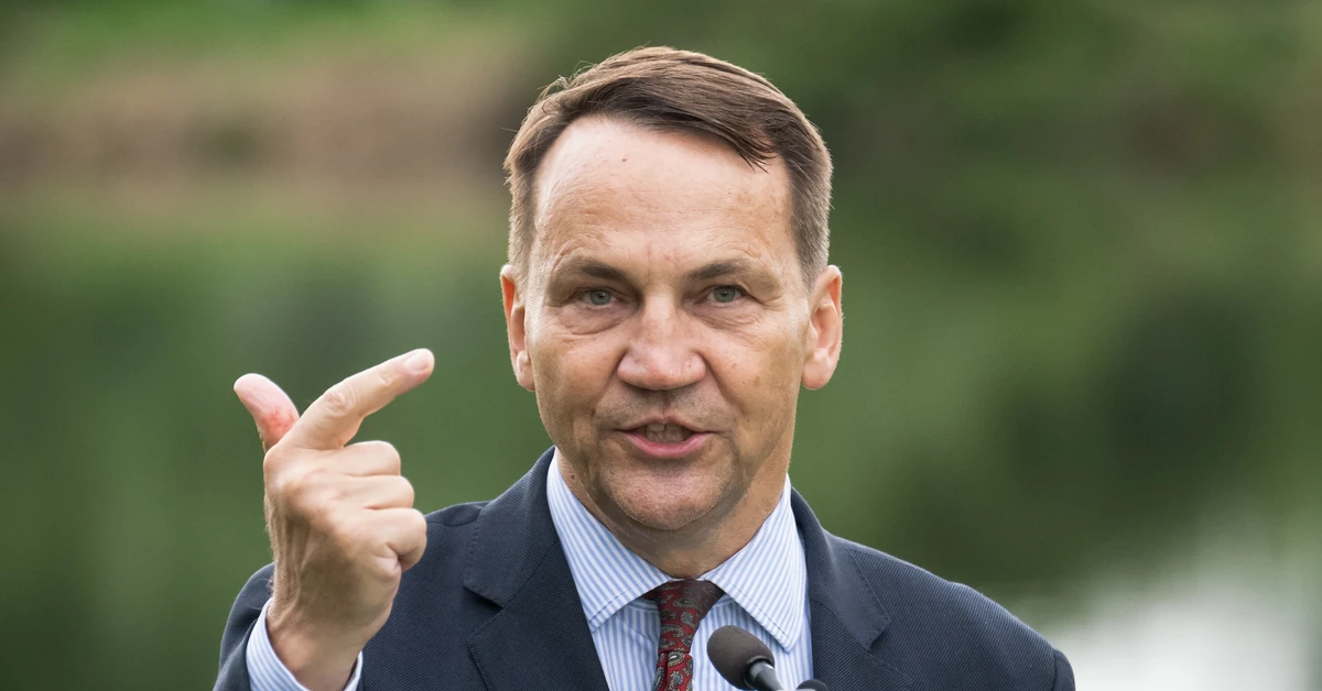 Sikorski do Mentzena: Pomoc Ukrainie jest w interesie polskiego podatnika