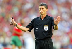 Markus Merk ocenił, czy Lechii w meczu z Legią należał się rzut karny