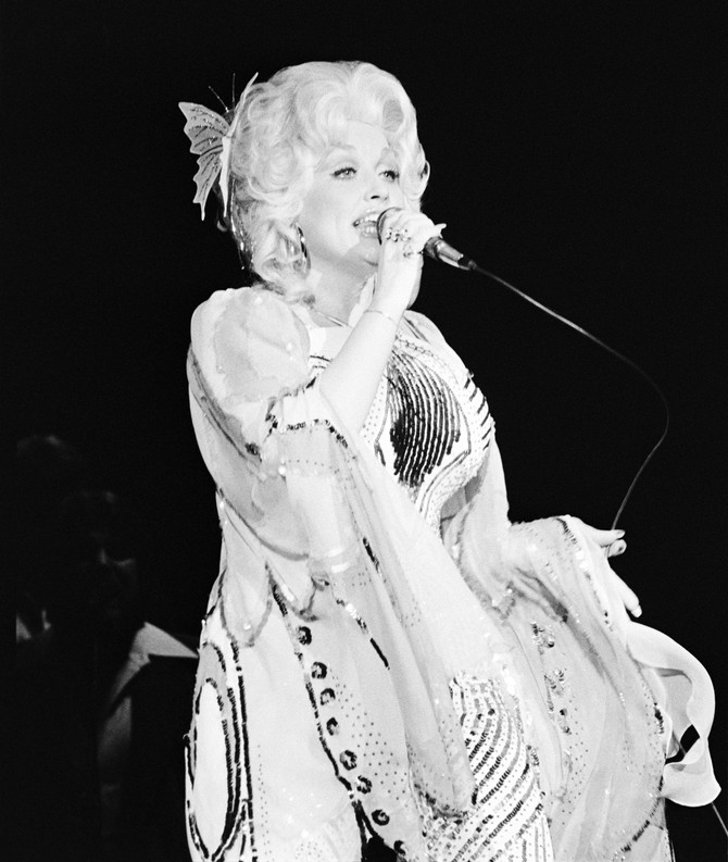 Doli Parton