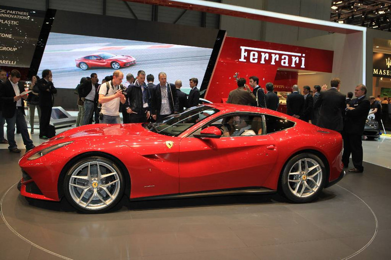 Ferrari F12 berlinetta: najszybszy rumak z Maranello