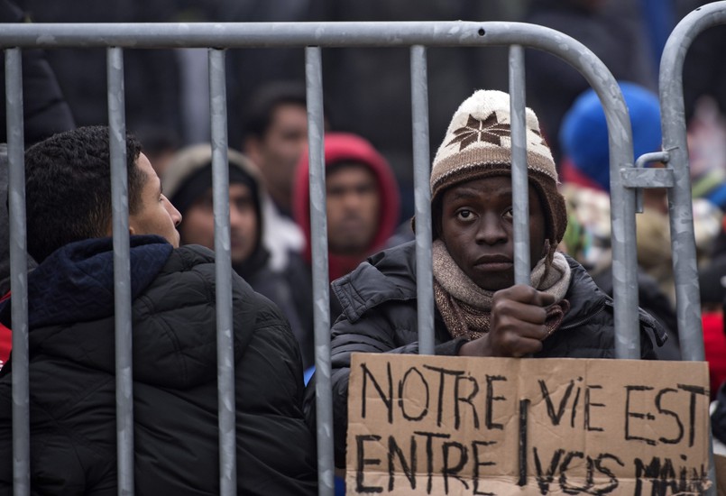 Nielegalni imigranci zablokowali granicę Grecji z Macedonią