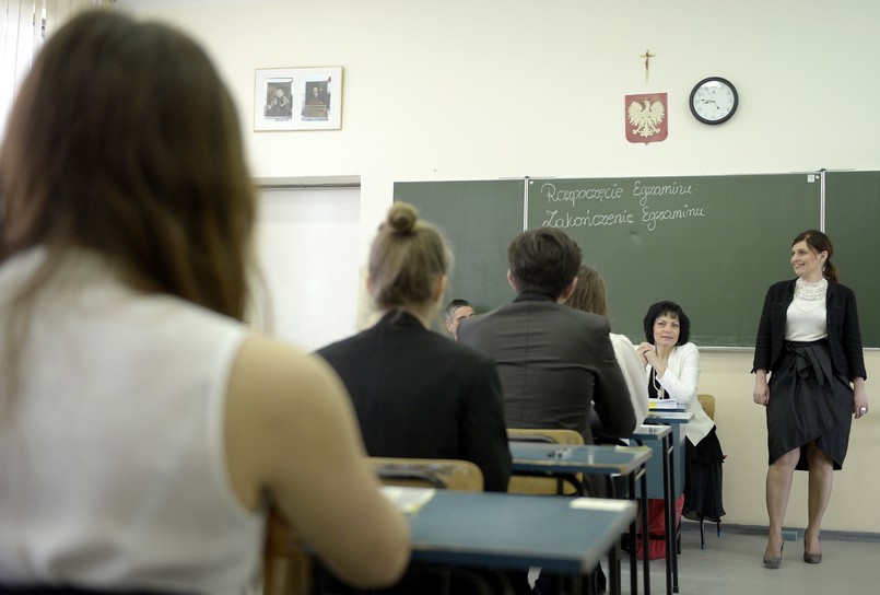 Zadania rozwiązała dla nas mgr inż. Anna Zalewska, która od ośmiu lat przygotowuje uczniów do matury z matematyki na poziomie podstawowym i rozszerzonym. Właściciel Szkoły Matematyki GAUSS (www.gauss.edu.pl) oraz trener-wykładowca na Uniwersytecie Śląskim Maturzystów (www.maturzysta.us.edu.pl).