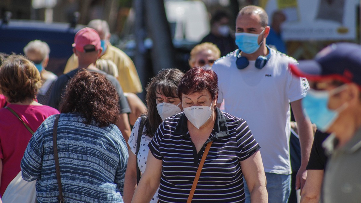 Koronawirus. Maseczki ważne nie tylko z powodu epidemii