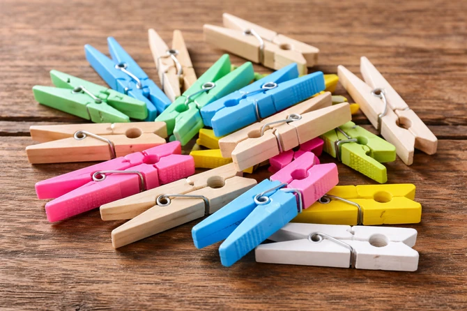 Štipaljke oštećuju tkaninu