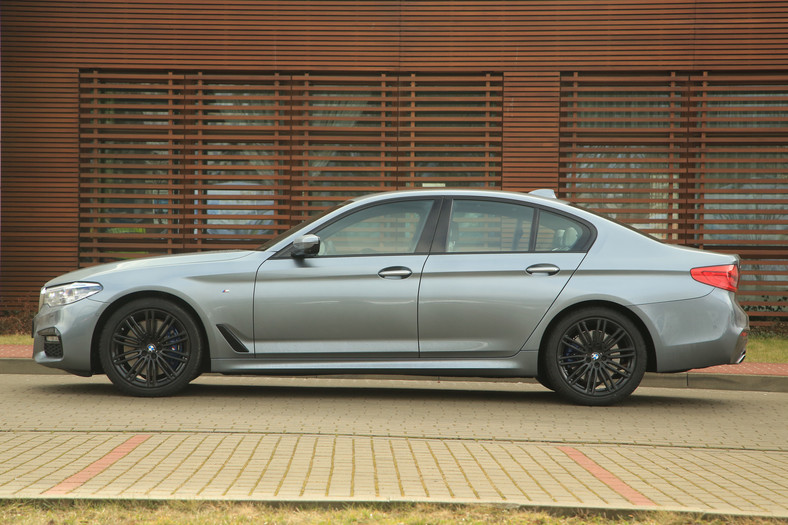 BMW 540i xDrive punkt zwrotny test, opinie, dane