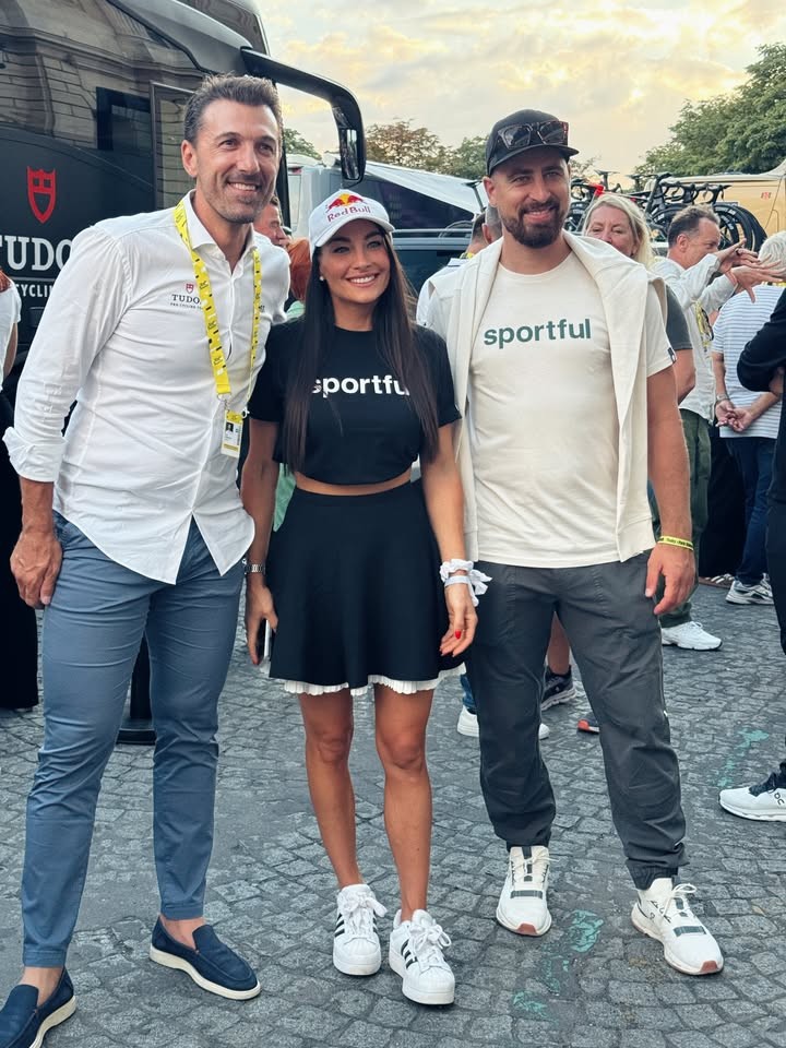 Taliansky cyklista Daniel Oss, cyklista Peter Sagan a talianska biatlonistka Dorothea Wiererová.  