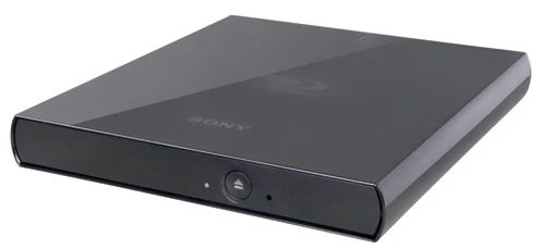 SONY BDX-S500U - najlżejsza i najmniejsza nagrywarka Blu-ray w teście. Niestety wymaga podłączenia dodatkowego zasilania, co niemiło zaskakuje