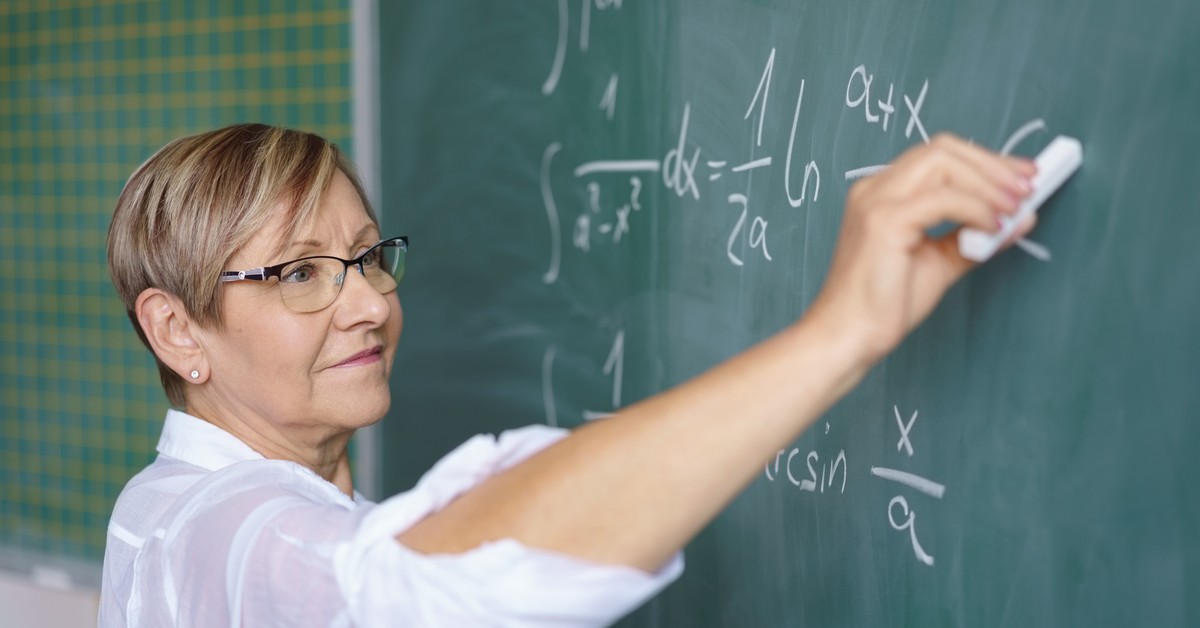 Duże podwyżki dla nauczycieli coraz bliżej? Jest pozytywna opinia z Sejmu