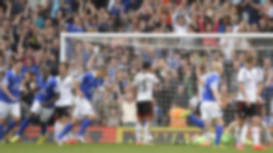 Anglia: Fulham Londyn pogrążone przez Everton, kuriozalny samobój bramkarza