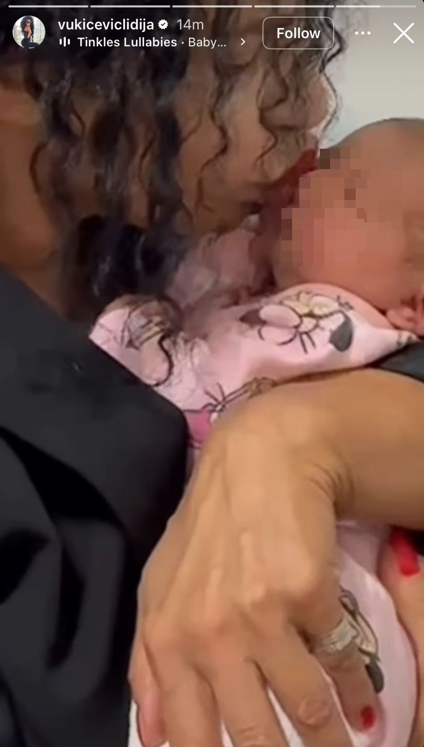 Lidija Vukićević sa unukom