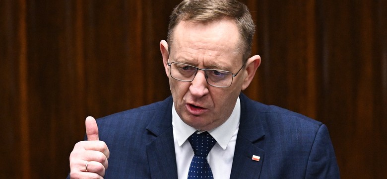 Martwe konie u Telusa. Poseł PiS reaguje: Polityczna nagonka