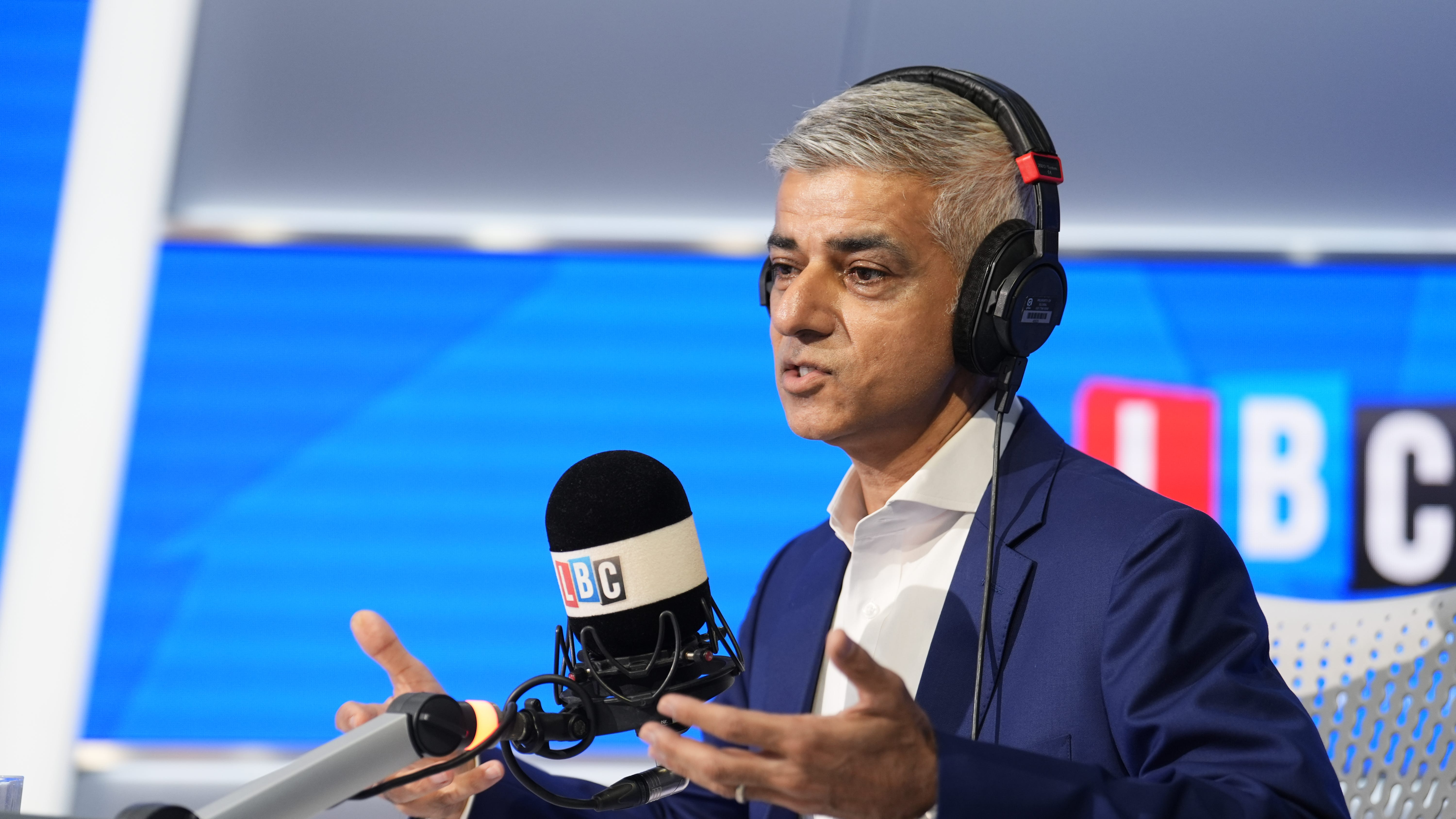 Khan backs Burnham leadership concerns - Labour row erupts