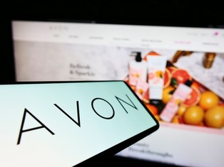 Avon Products złożyła wniosek o upadłość. Co dalej z konsultantkami i polską siecią sprzedaży?