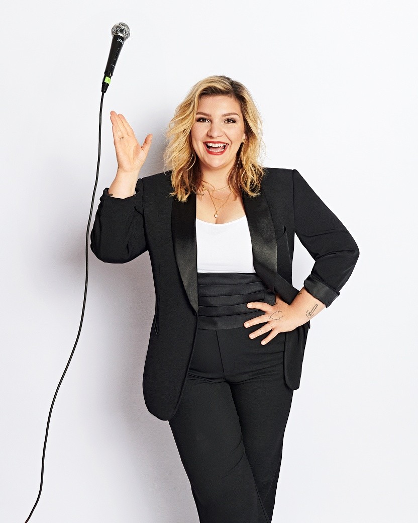 Komička Simona First Salátová.