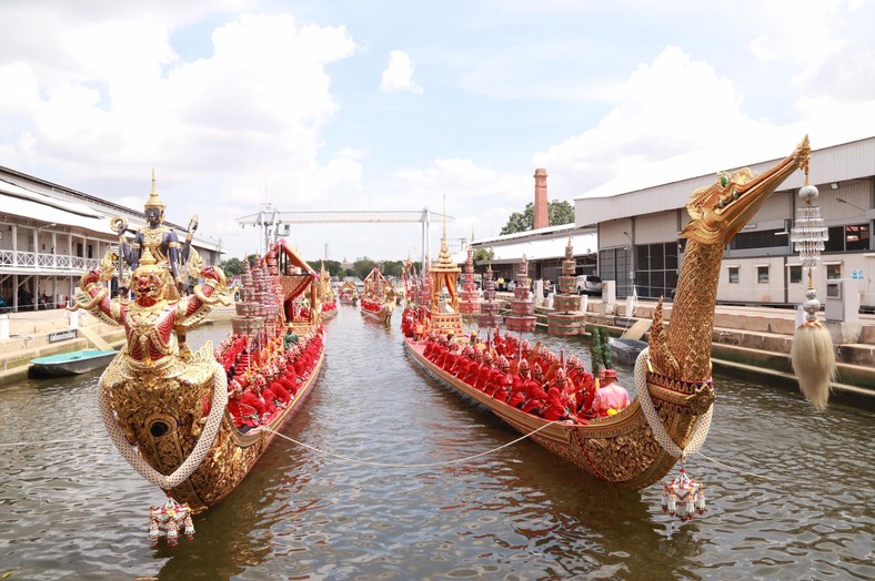 Procesja Królewskiej Łodzi w Bangkoku (próba ceremonii), Tajlandia