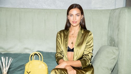 Irina Shayk csipkebugyit villantott, és észre sem vetted