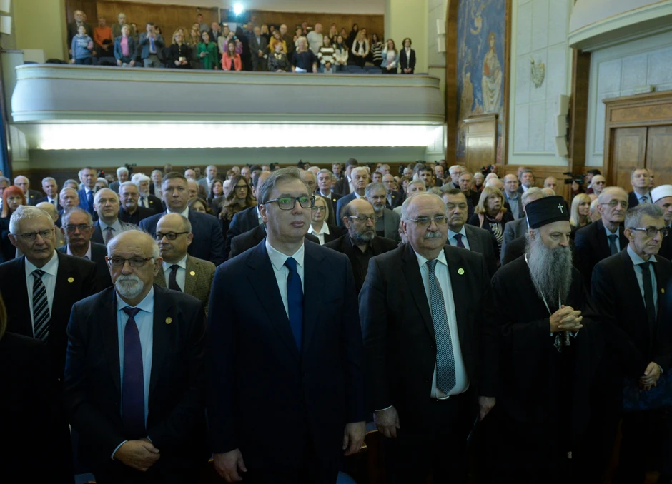 Vučić je poručio da uz sva obećanja ništa ne bismo dobili kada bismo se odrekli Kosova