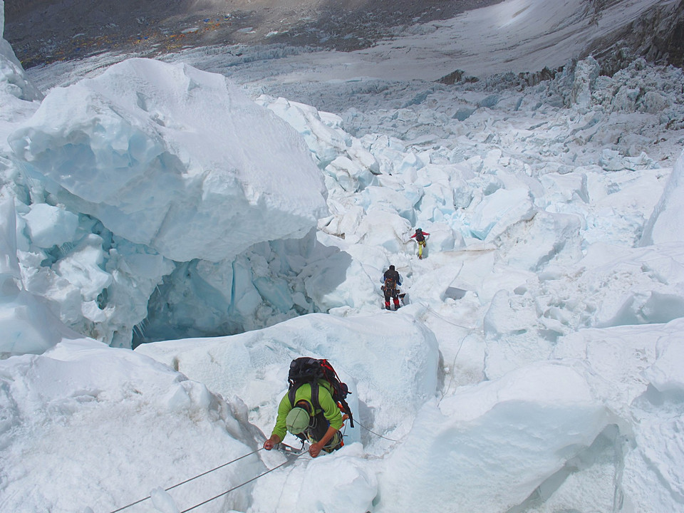 Icefall - najbardziej niebezpieczny odcinek drogi wspinaczkowej na Everest