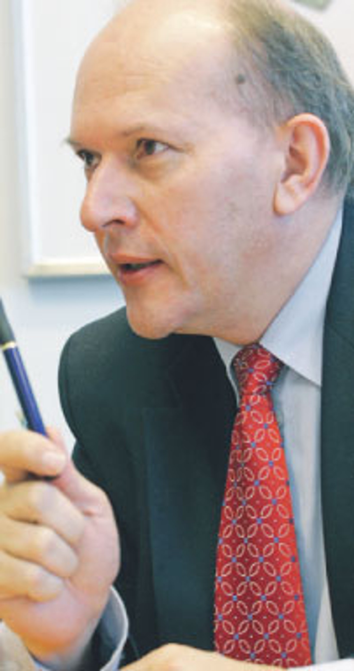 Stefan Dunin-Wąsowicz, ekonomista, doradca w zakresie budowania strategii przedsiębiorstw i fuzji