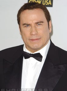 22664_john-travolta-haiti-220-d00016A03607212dea430