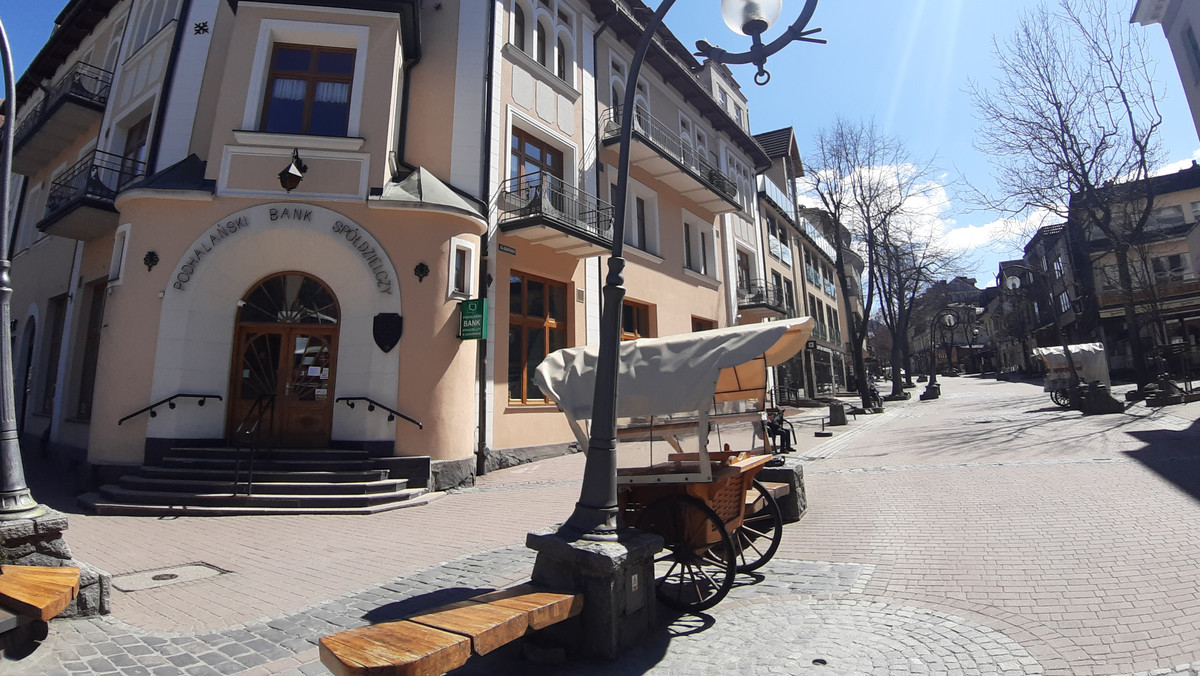 Zakopane w czasie epidemii koronawirusa. Puste Krupówki