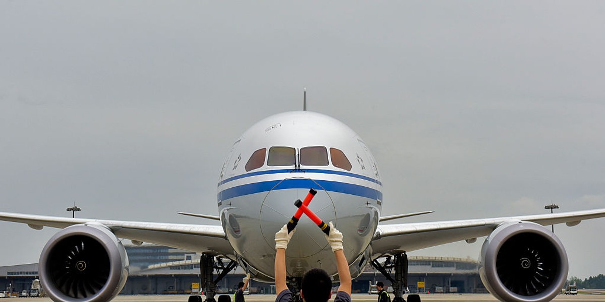 Boeing boryka się z poważnym kryzysem. Uziemione samoloty 737 MAX odbijają się na wynikach finansowych.