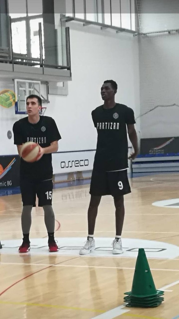 Sidiki Kone na treningu sa Markom Pecarskim