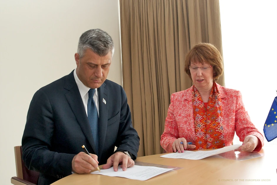 Hašim Tači i Ketrin Ešton