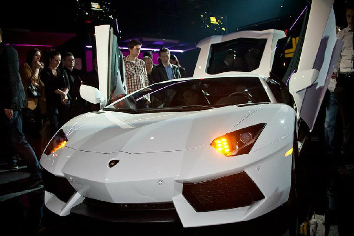 Ktoś w Polsce kupił lamborghini za kosmiczne pieniądze. Zobacz zdjęcia