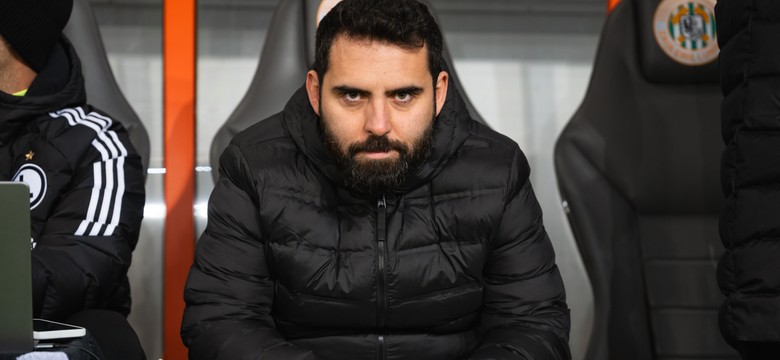 Feio zwietrzył spisek. "Jest nacisk, żeby mnie skrzywdzić". Kto "poluje" na trenera Legii?