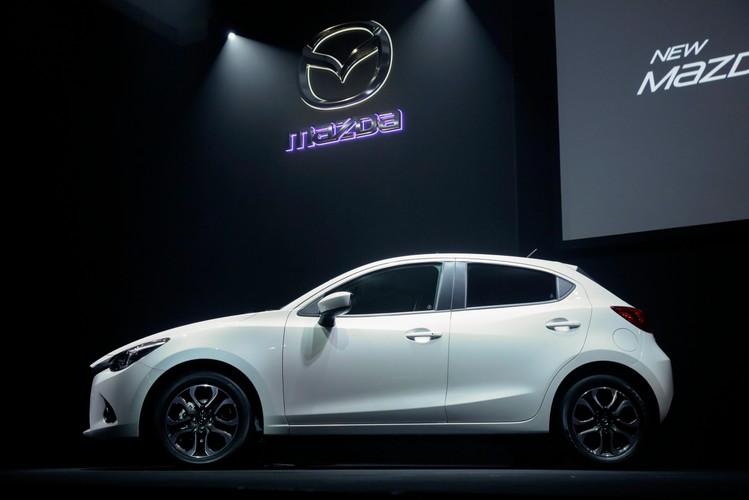 Mazda2 (w Japonii jako mazda demio)