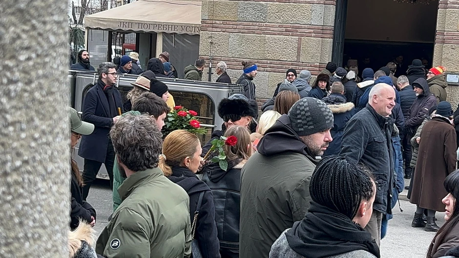 Zorana Pavić na sahrani Milorada Milinkovića