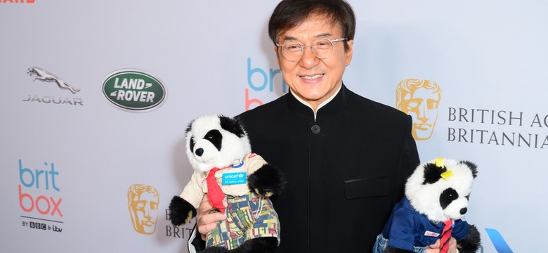 Sztafeta z ogniem olimpijskim dotarła pod Wielki Mur. Pochodnię niósł Jackie Chan