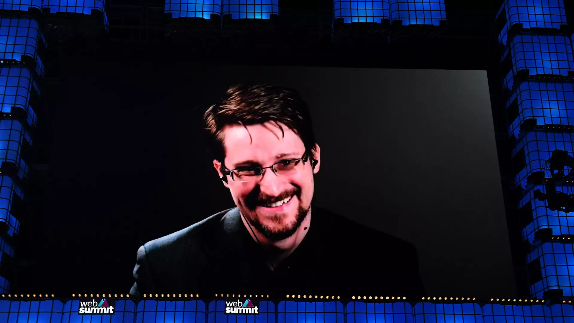 Snowden otrzymał obywatelstwo rosyjskie, ale nie pójdzie na wojnę