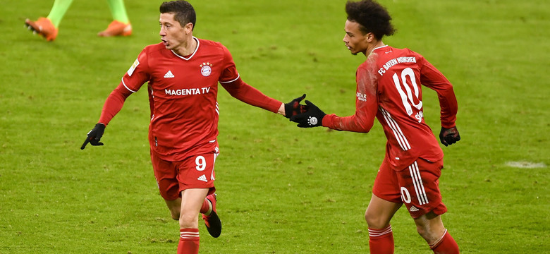 Robert Lewandowski znów dał popis. Polak uratował Bayern [wideo]