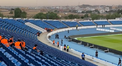 Michniewicz pokazał stadion, na którym gra jego zespół. Jest wysoko jak w Tatrach!