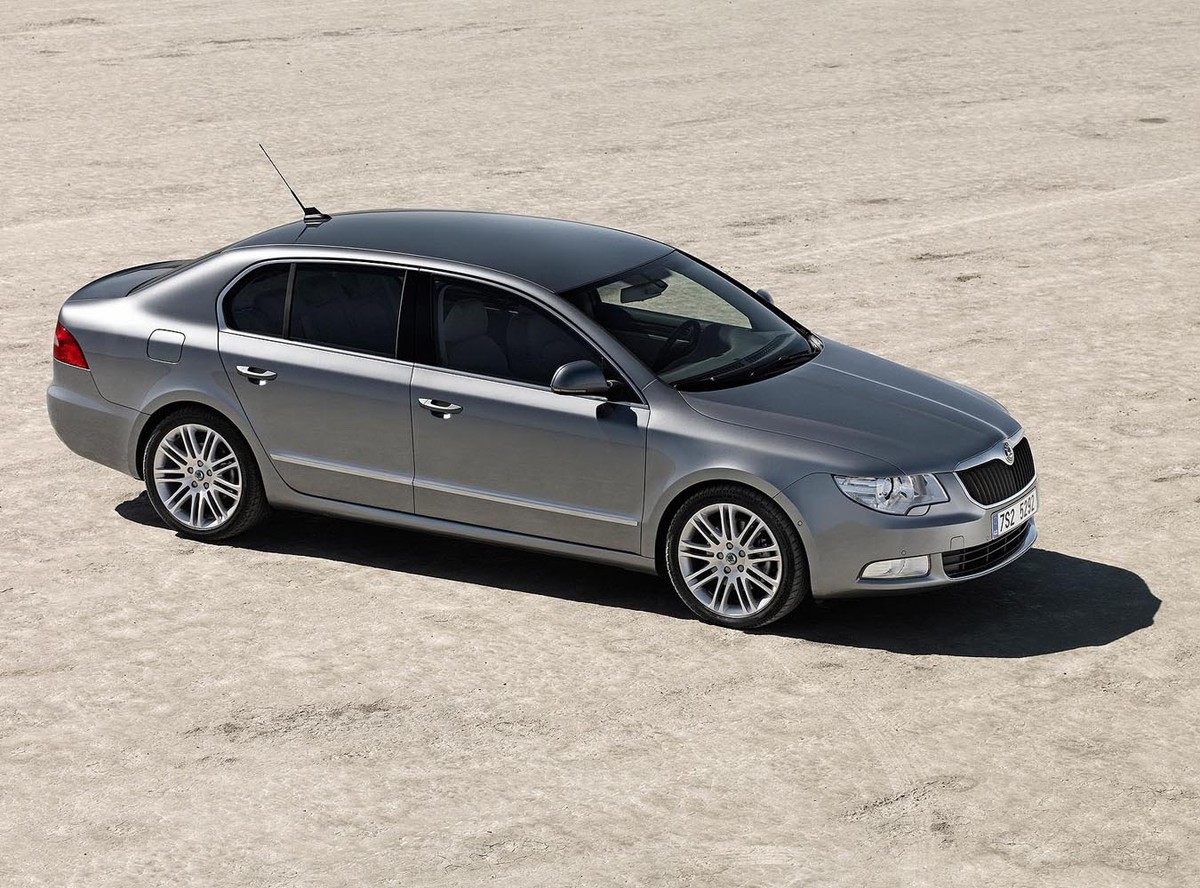 Nowa skoda superb z niespodzianką!