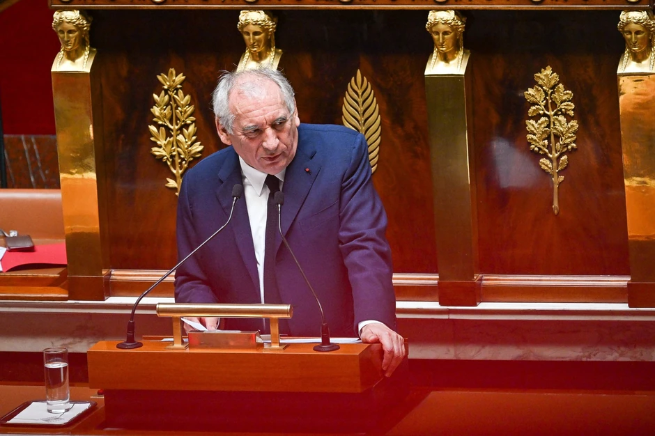 Fransoa Bajru na sednici parlamenta 