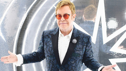 Elton John nagyon kiborult és félbeszakította amerikai koncertjét