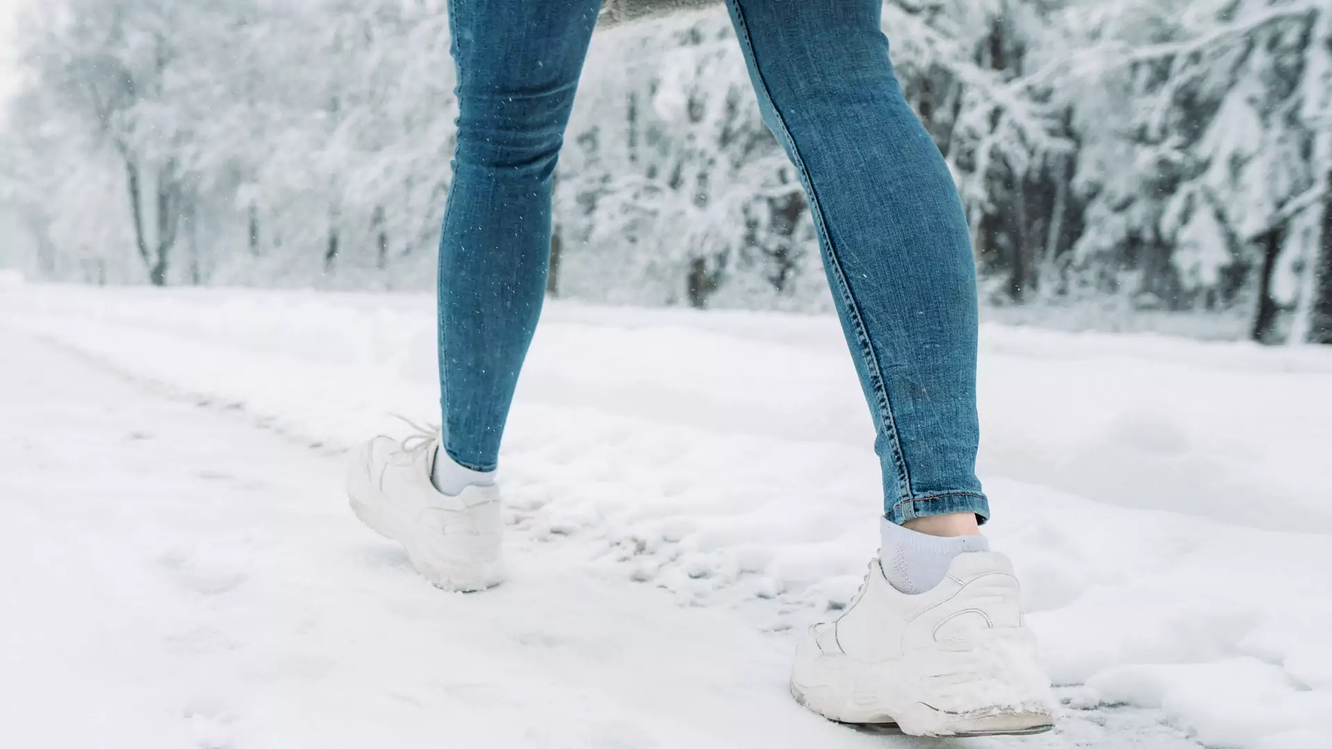 Sposoby na to, by buty nie ślizgały się zimą. Trzeci patent ekspresowy
