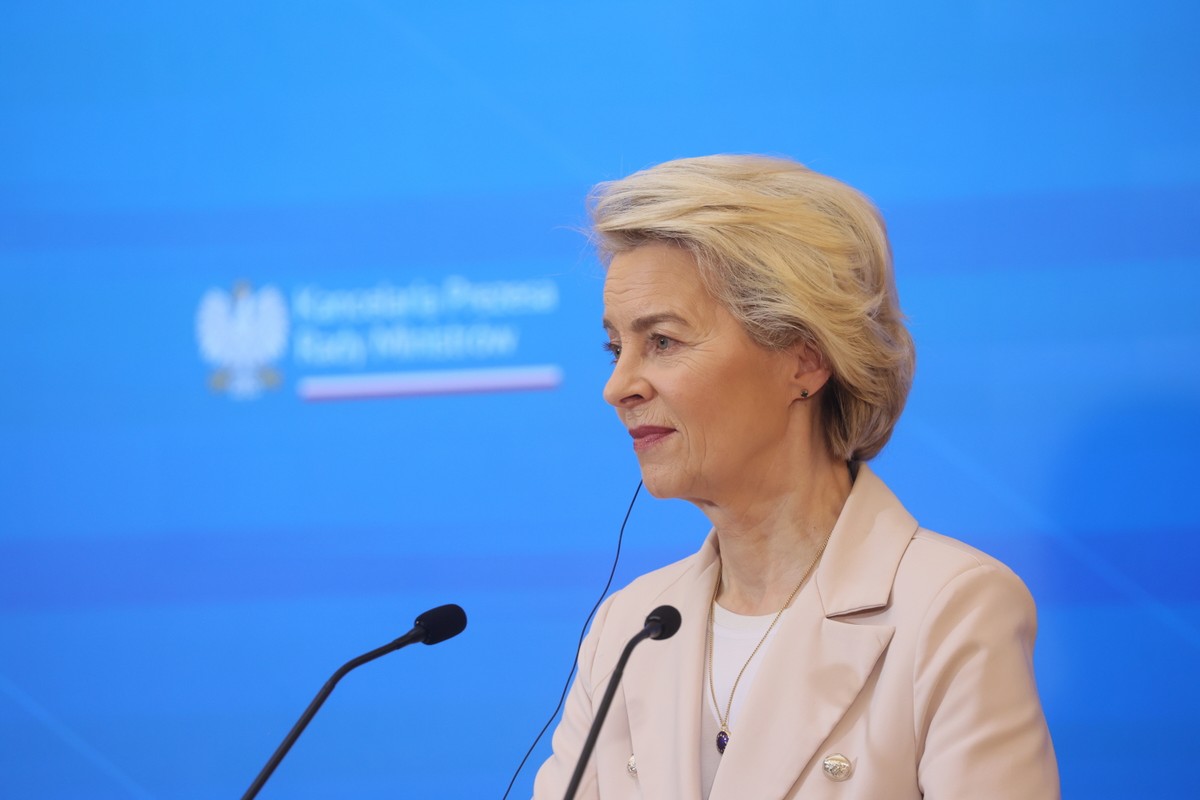 Ursula von der Leyen: Przyjeżdżam do Kijowa, aby uczcić niezwykły opór dzielnego narodu ukraińskiego.